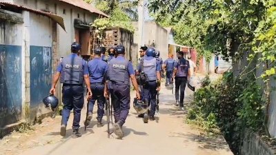 মায়ের দাফন নিয়ে দুই গ্রুপে বিভক্ত ভাইদের সংঘর্ষ, একজন নিহত